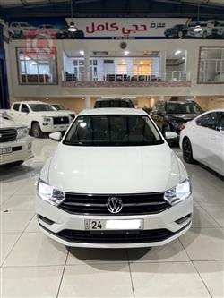 فولكسفاغن بورا